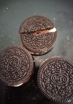 A picture of Mylees double chocolate Oreo biscuit.