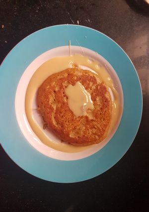 A picture of Mango tawa malpua.