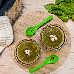 A picture of Spinach Pumpkin Soup.