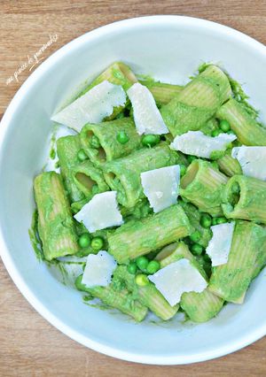 Une photo de Rigatoni au pesto de petits pois