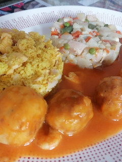 Una foto de Albóndigas caseras de merluza y gambas