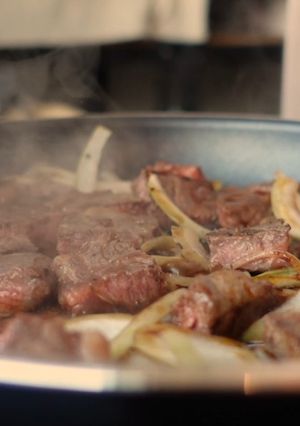 黑胡椒骰子牛 (內有影片) 的食譜成品照片