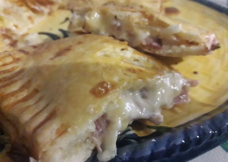 Empanada Carbonara