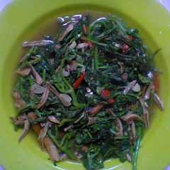 Foto resep Daun singkong tumis