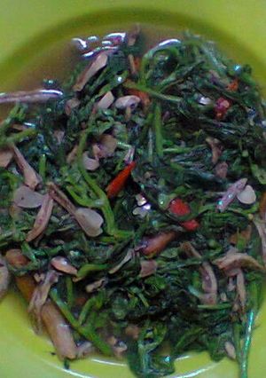 Foto resep Daun singkong tumis