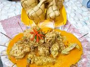 Gambar opor ayam ketupat