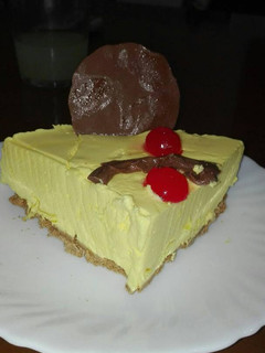 Una foto de Tarta de mousse de melocotón y queso