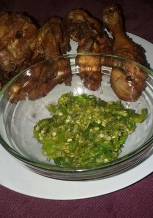 Foto resep Sambel cabe ijo khas ayam penyet