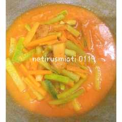 A picture of Acar kuning mentimun.