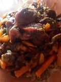 Revuelto de panza de gallina, verduras y queso