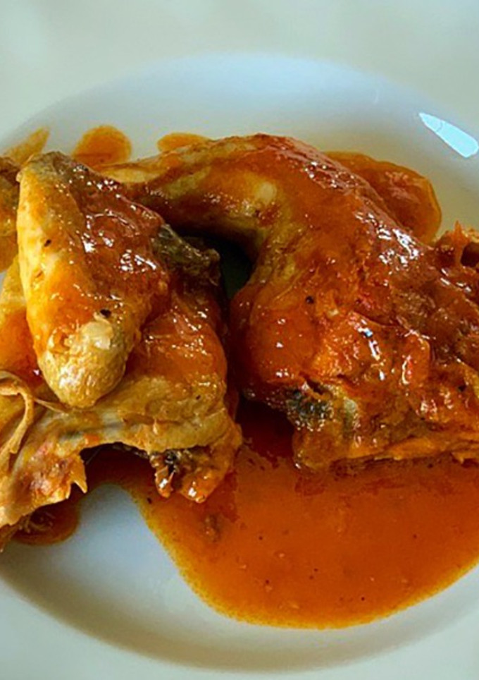 Una foto de Picantones asados en salsa