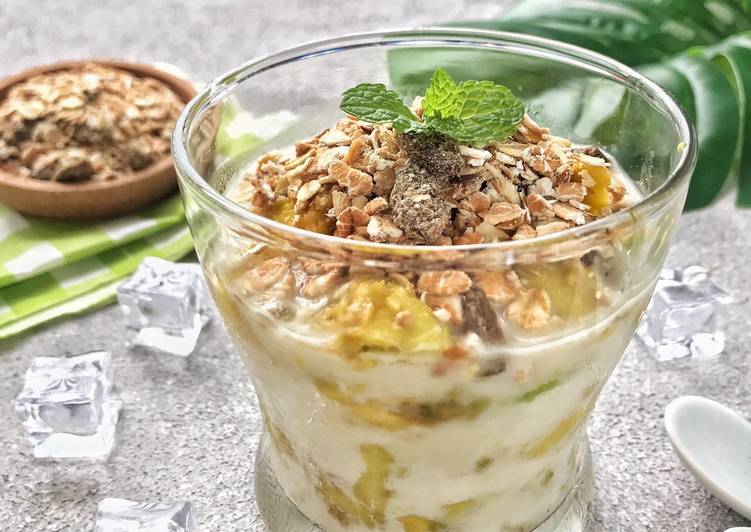 Cara bikin Es Alpukat Kocok Tabur Granola , Lezat Sekali