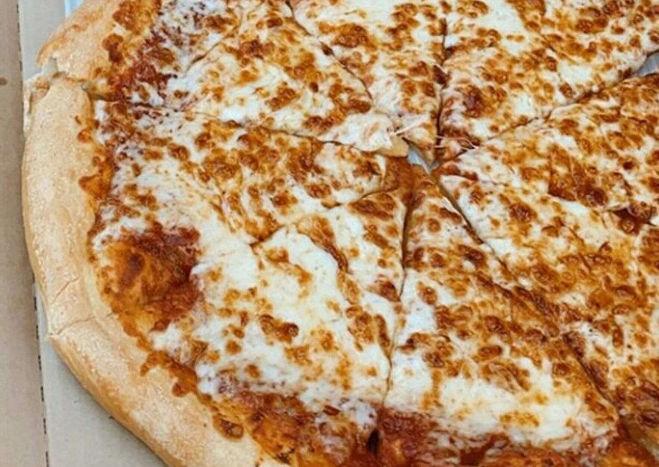 Cheese pizza