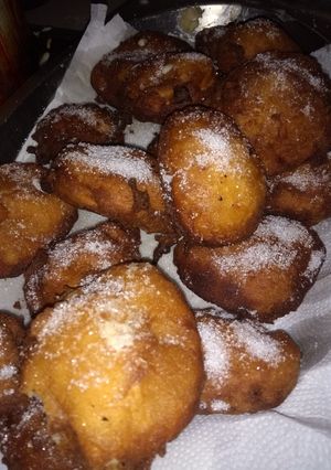 Una foto de Buñuelos de pan, rápidos económicos y rendidores 😋😋