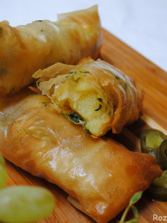 عکسی از دستور سمبوسه سیب زمینی
