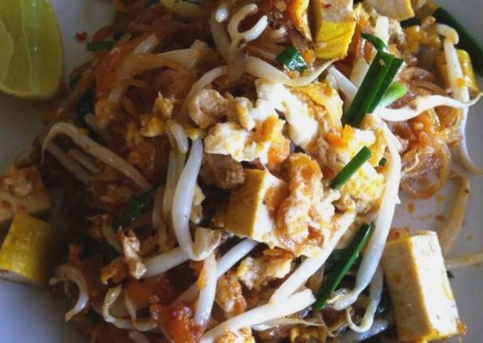 สูตร ผัดไทยหมู โดย kacharat - Cookpad