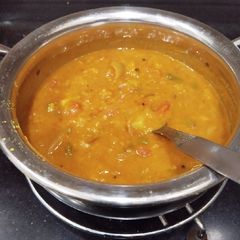 A picture of Yellow Matar Peas Curry.