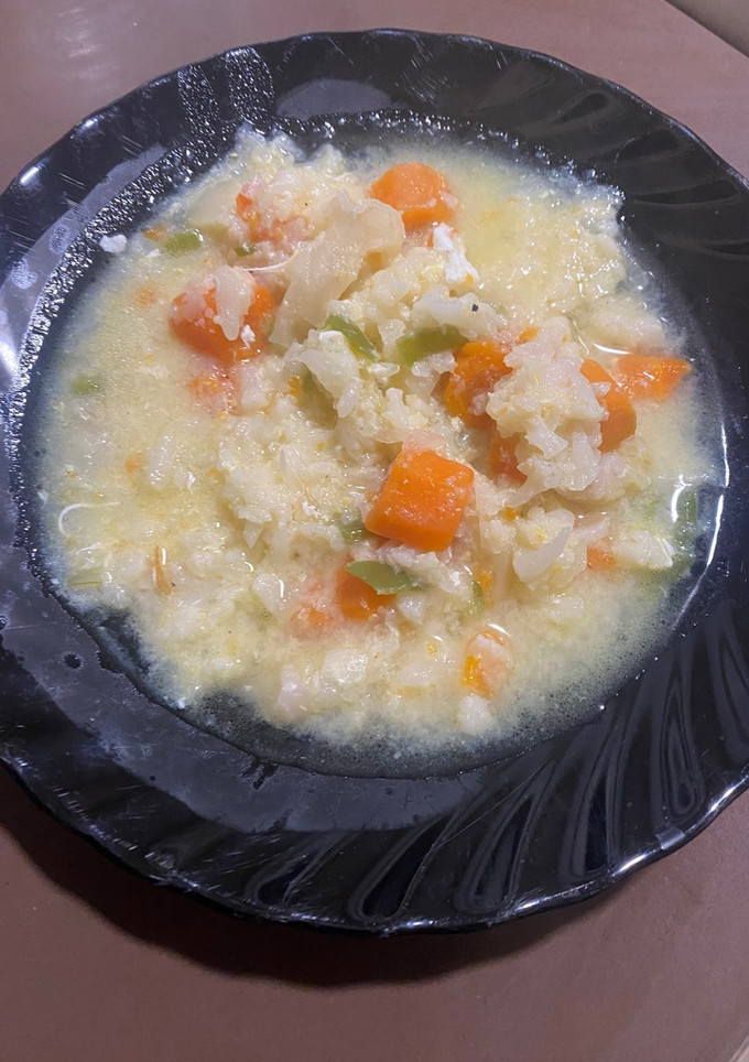 Una foto de Sopa de coliflor y zanahorias