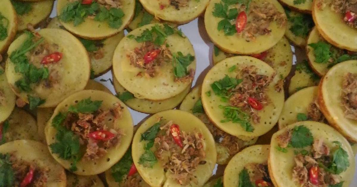 Cara Membuat Kue Ikan Resep Kue cara isi ikan oleh Ismi Sabrina Ayunani - Cookpad