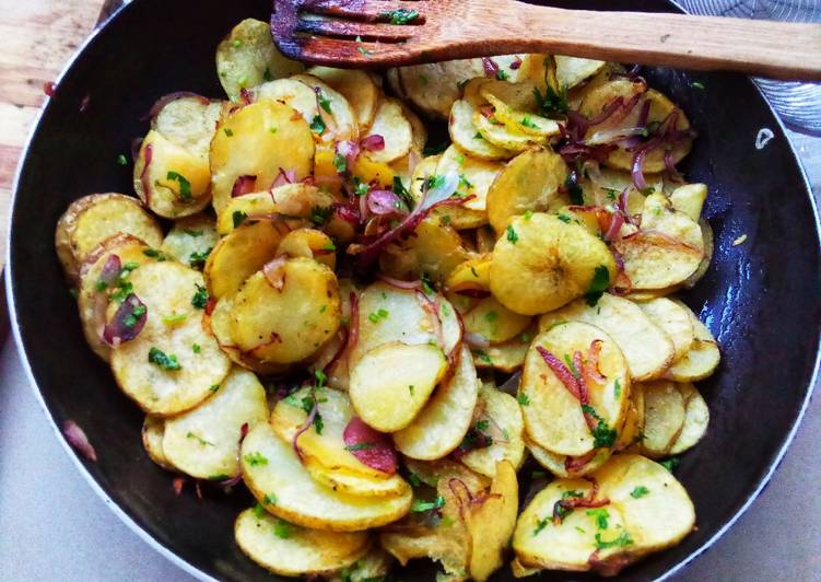 Step-by-Step Guide to Prepare Ultimate Lyonnaise potatoes