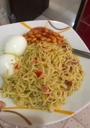 A picture of Noodles.