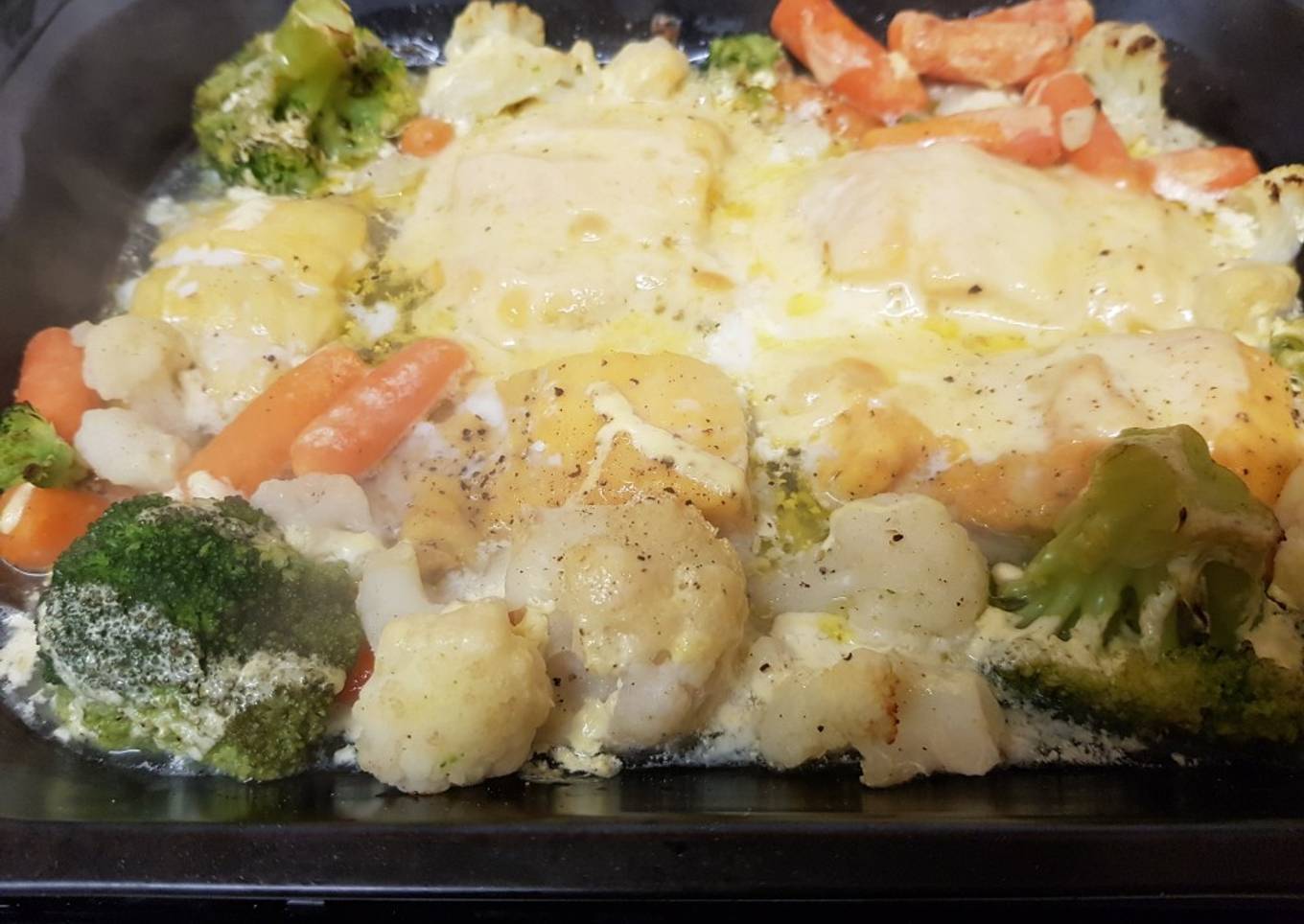 Smoked Haddock with Smoked Cheese and veg with Lemon cream sauce