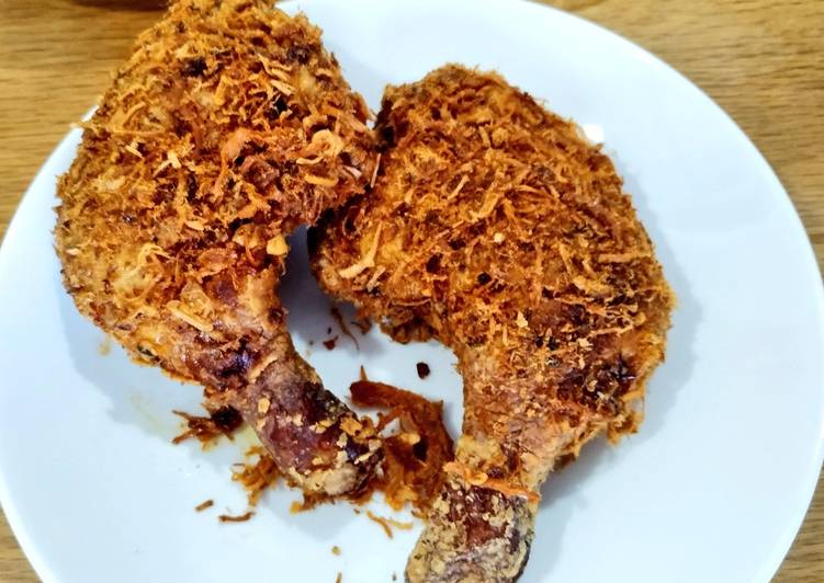 Langkah Mudah untuk Menyiapkan Crunchy Floss Chicken (Ayam Goreng Abon), Menggugah Selera