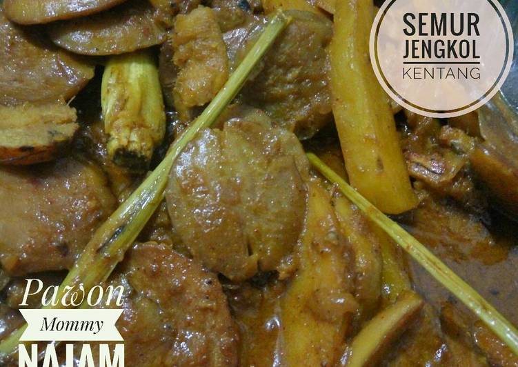 Semur Jengkol + kentang