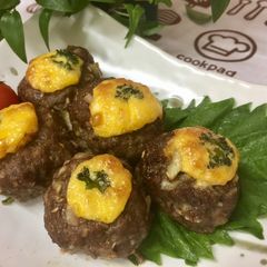 A picture of Beef Mayonnaise Dumplings.