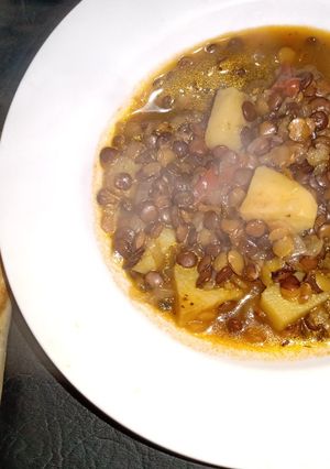 Una foto de Guiso de lentejas, saludable