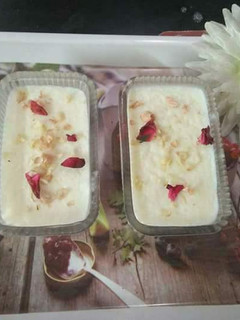 A picture of Bread🍞kulfi.