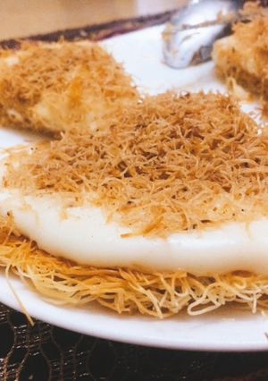 A picture of Knafeh with Mahalabia and Cinnamon.