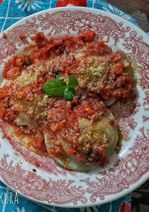 Una foto de (VEGANO) Sorrentinos de Ricota Hongos y Espinaca