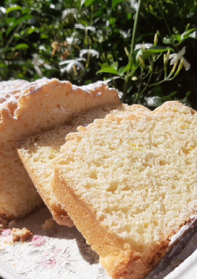 Una foto de Budín de limón fácil 🍋