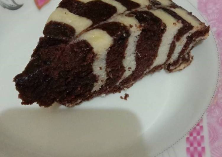 Simple Way to Prepare Ultimate Zebra Cake 🍰 Cooking Basics for Newbies