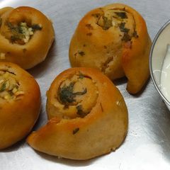 A picture of Garlic Bread Rolls.