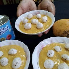 A picture of Mango Makhana Kheer.