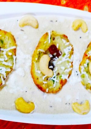 A picture of Stuff Potatoes in White Curry.