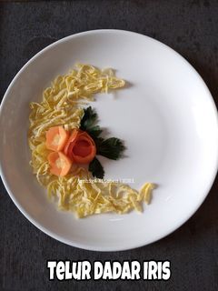 Foto resep Telur Dadar Iris