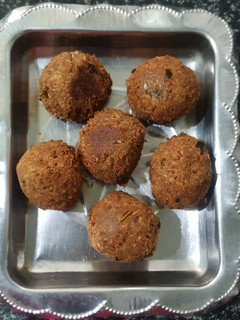 மட்டன் கோலா(mutton kola recipe in tamil) செய்முறை முக்கிய புகைப்படம்