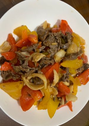 百合甜椒炒牛肉 的食譜成品照片