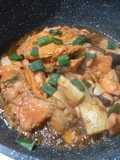 Tetelan salmon masak kecap