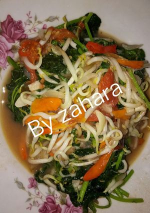 Foto resep Tumis Bayam Tauge Ala Zahara