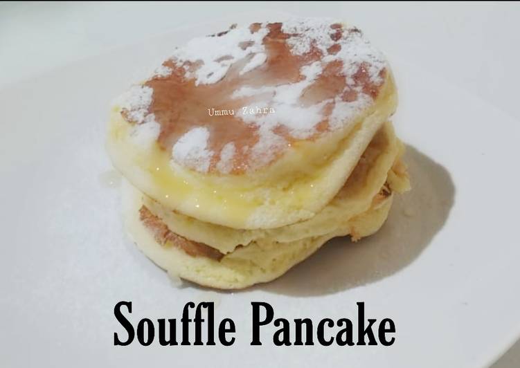 Japanese Fluffy Pancake (Souffle Pancake)