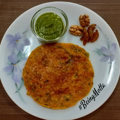 A picture of Oats-Poha Savoury Pancakes.