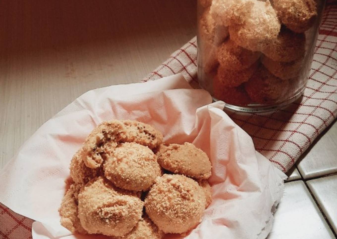 Kue Kering Bawang Goreng (eggless)