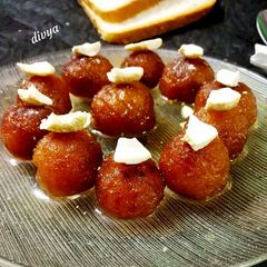 A picture of Instant gulab jamuns.