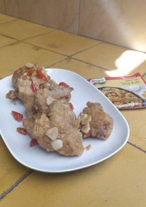 Foto resep Sayap ayam bumbu telur asin (chicken wings with saltedegg sauce)