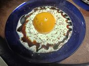 Una foto de melocotón en almíbar con yogur