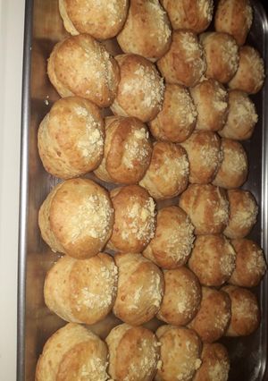 Una foto de Scones de queso 🧀